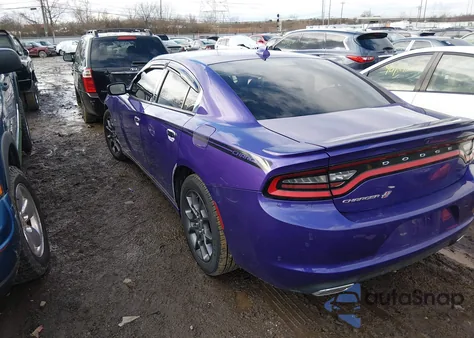 2018 Dodge Charger Gt Awd z USA, uszkodzony, nr VIN 2C3CDXJG0JH316456